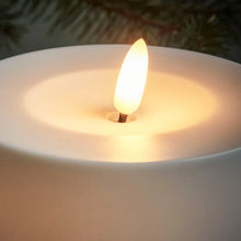 Ladda upp bild till gallerivisning, House Doctor LED Blockljus 15 cm Vit