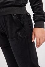 Ladda upp bild till gallerivisning, Juicy Couture Tonal Embro Velour Patch Pocket Wide Leg
