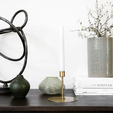 Ladda upp bild till gallerivisning, House Doctor Anit Ljusstake Antik Mässing M