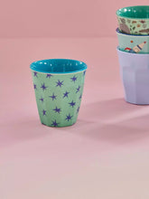 Ladda upp bild till gallerivisning, Rice Mugg i Melamin Green Stars Print
