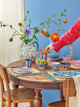 Ladda upp bild till gallerivisning, Rice Mugg i Melamin Swan Lake Print