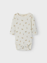 Ladda upp bild till gallerivisning, Lil'Atelier Baby Ribbad Body i Ekologisk Bomull Vit