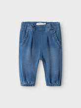 Ladda upp bild till gallerivisning, Name it Baby BELLA Sweatdenim Jeans med Volang