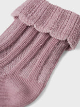 Ladda upp bild till gallerivisning, Name it Baby Bredribbad Strumpa Lila