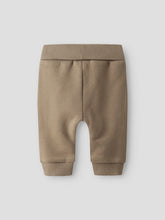 Ladda upp bild till gallerivisning, Lil&#39;Atelier Baby Sweatpants i Ekologisk Bomull
