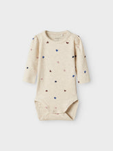 Ladda upp bild till gallerivisning, Name it Baby Ribbad Hjärtmönstrad Body i Ekologisk Bomull
