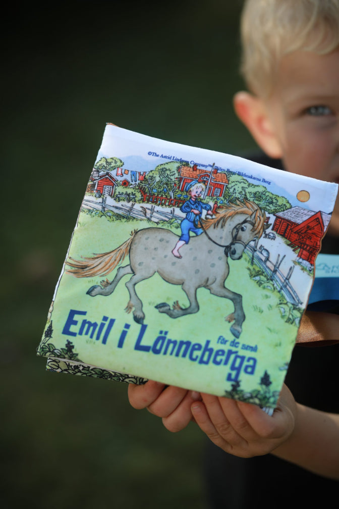 Rätt Start Emil i Lönneberga, Prasselbok